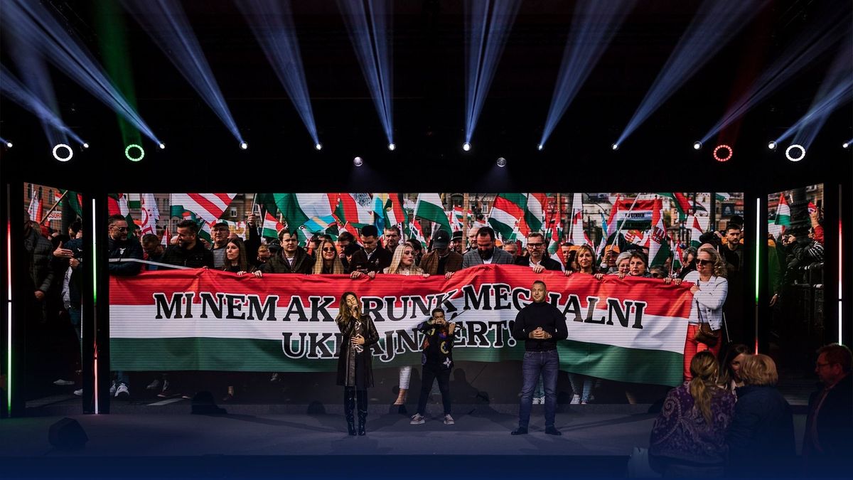 Orbán Viktor már Mohácsra hangol, hamarosan kezdődik a háborúellenes nagygyűlés