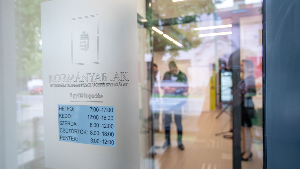 Nem érdemes halogatni az ügyintézést, a kormányablakok és a kormányhivatalok korlátozott nyitvatartással dolgoznak az ünnepek között