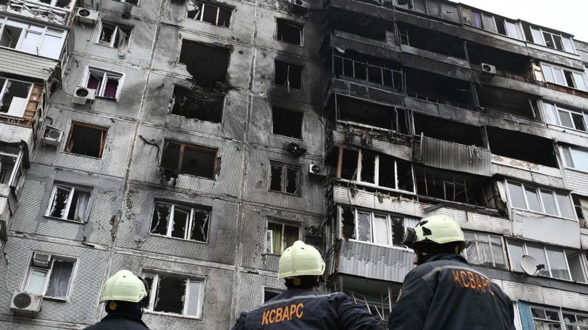 Vezet a Fidesz, de a meccs nincs lefutva