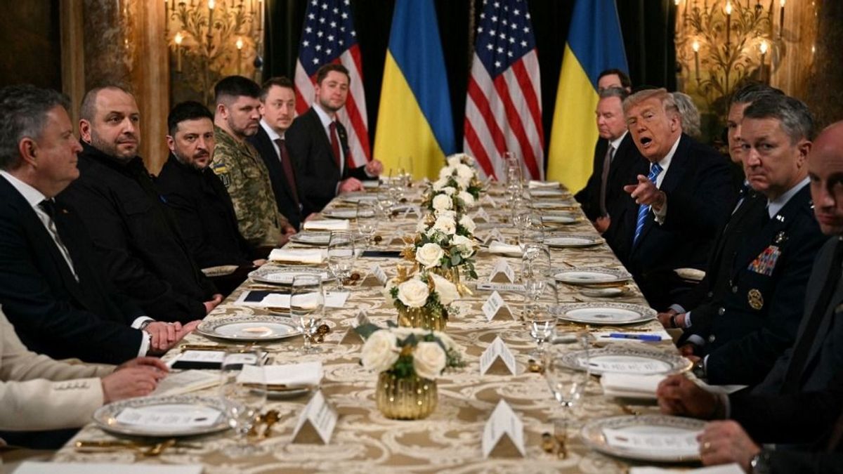 Kínos pillanat: Trump megdöbbentett mindenkit