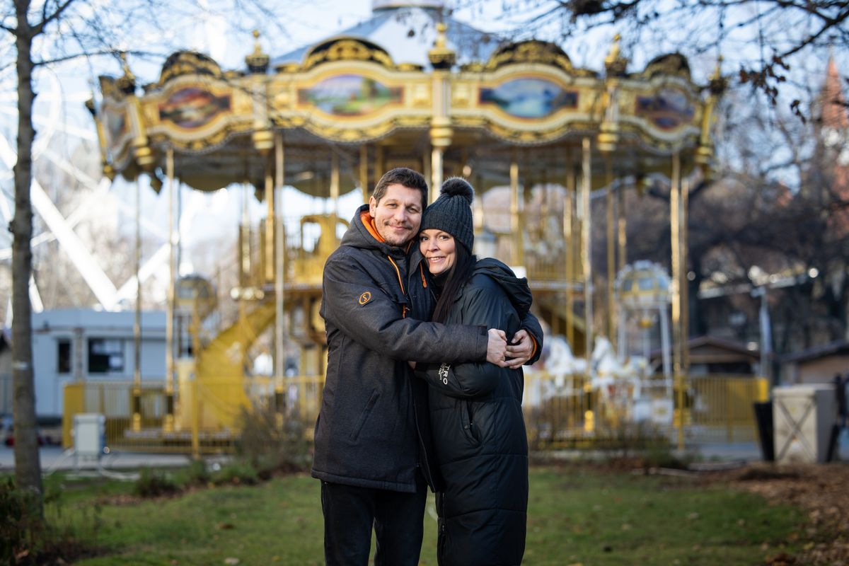 20251518 Kecskemét
Wittmann-Kácsor Eszter a Bajai NKK egykori kosárlabdázója és Wittmann Krisztián magyar válogatott kosárlabdázó, a Duna Aszfalt-DTKH Kecskemét (KTE Kosárlabda Klub) ikonikus csapatkapitánya.
fotó: Ladóczki Balázs (LB)
MW