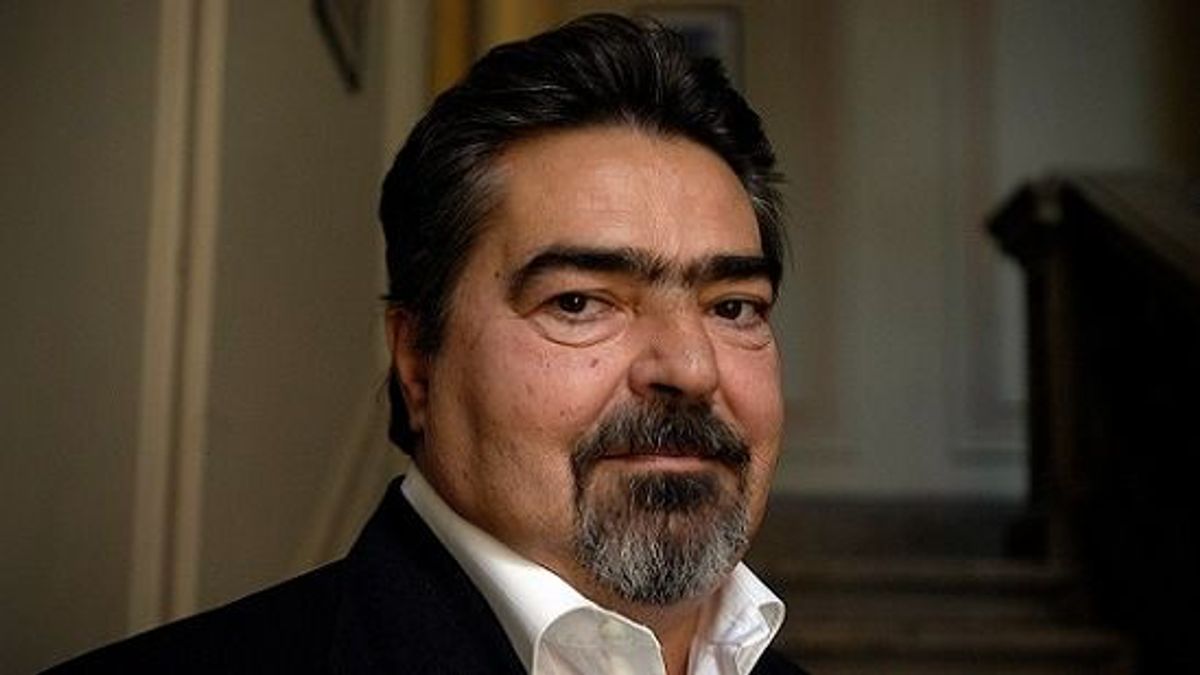 Igazi baloldali nagyágyút bízhat meg Magyar Péter a választási törvény átírásával