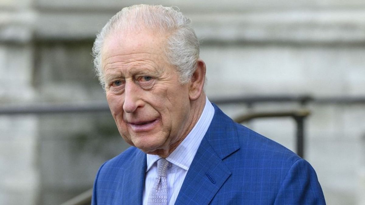 Gyertyagyújtással emlékezett az üldözött keresztényekre az uralkodó