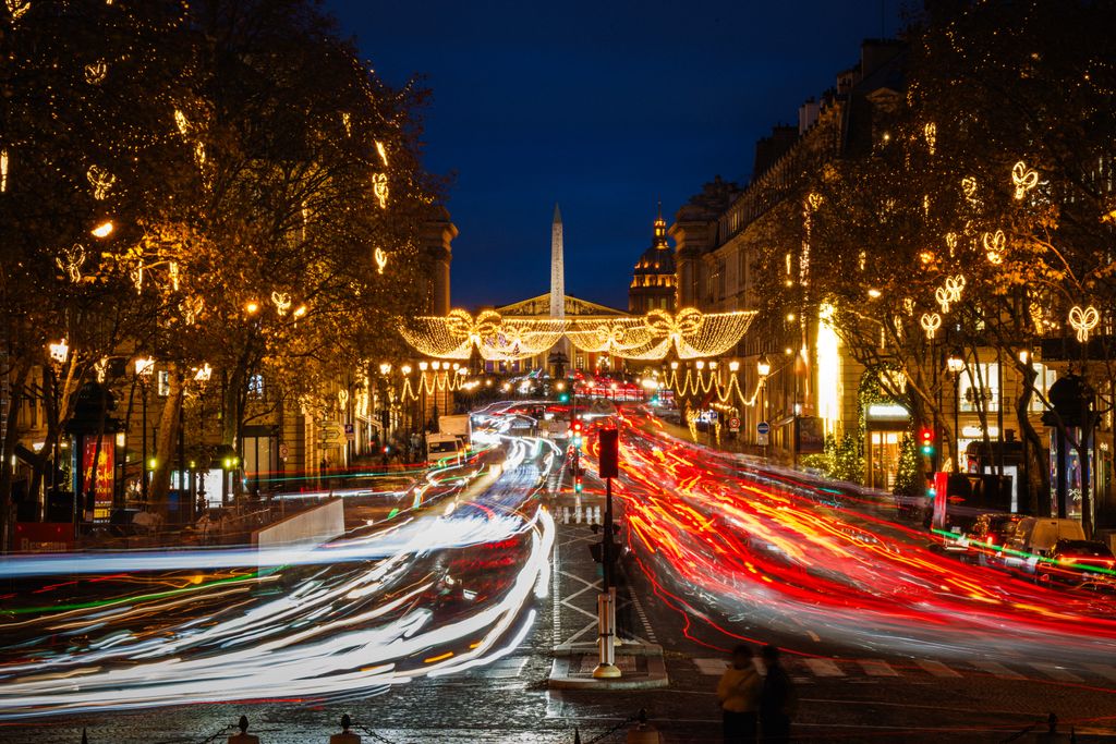 Karácsonyi fények Párizsban