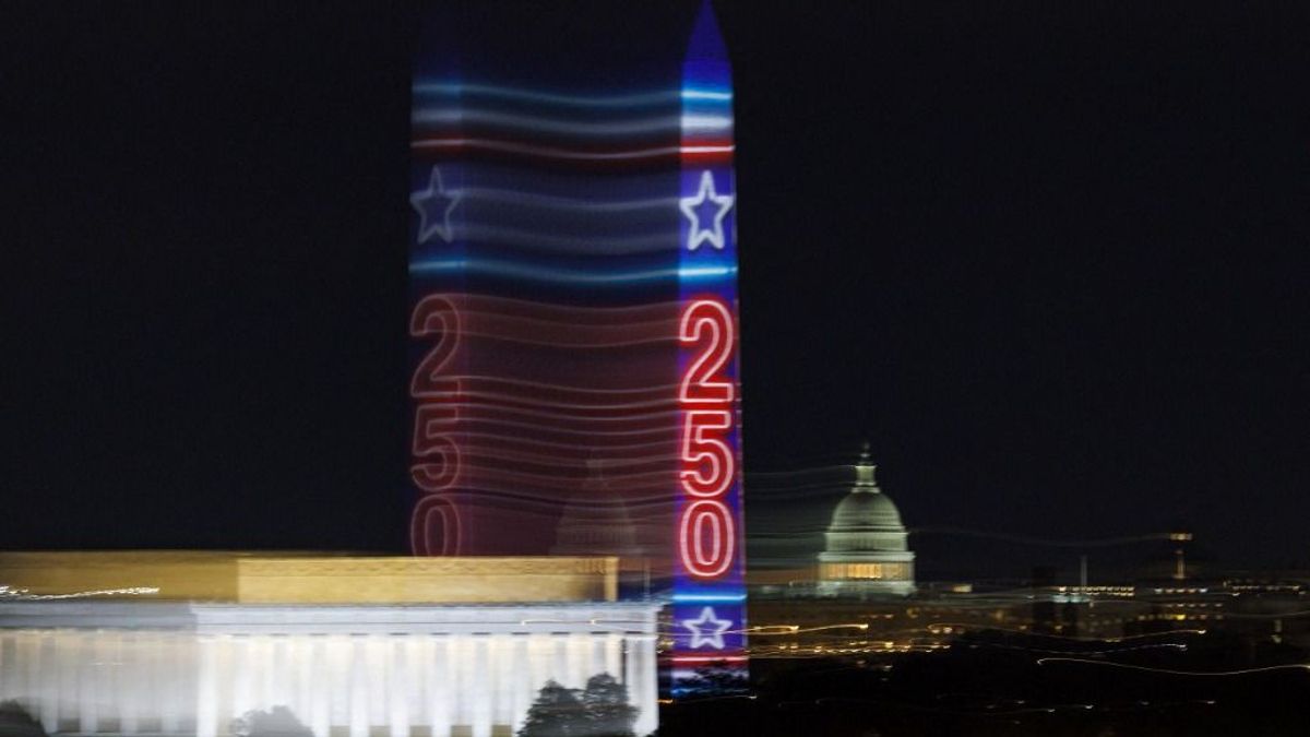 Fényjátékkal kezdődött el az Egyesült Államok 250 éves fennállásának ünnepségsorozata + galéria