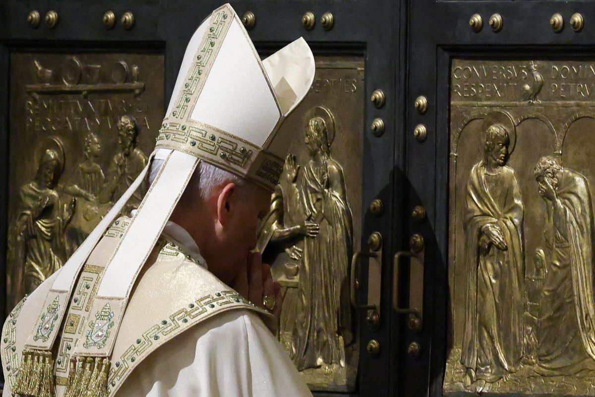 A szentév utolsó mozzanata, a bazilika szentkapujának a bezárása