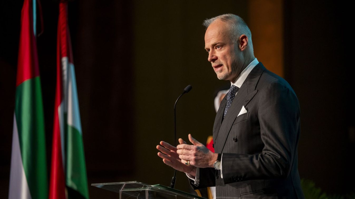 Szalay-Bobrovniczky Kristóf hangsúlyozta: Nem mindegy, milyen jövőt választunk