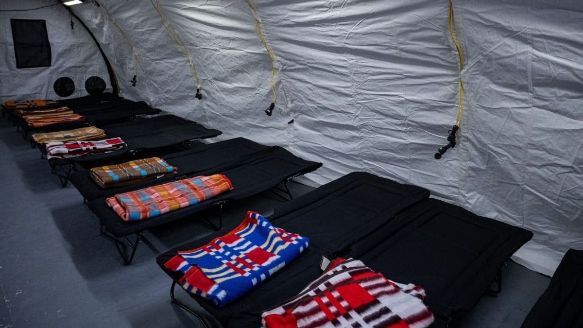 Rettenetes állapotok uralkodnak Kijevben, lakóházak százai maradtak fűtés nélkül