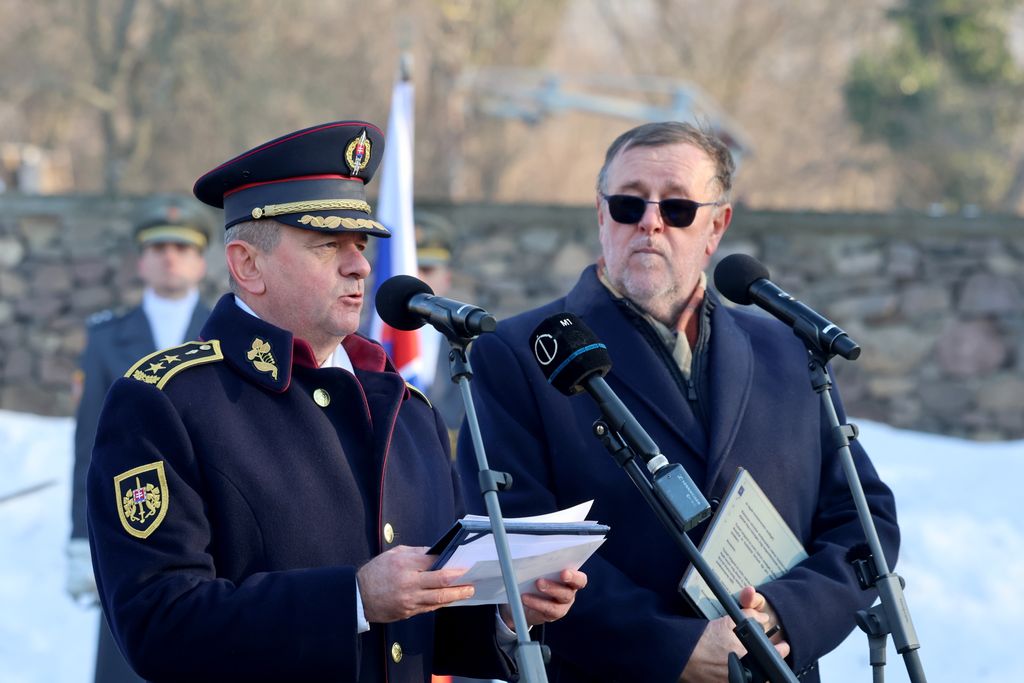 Megemlékezés a hejcei katasztrófa huszadik évfordulóján a Borsó-hegyen