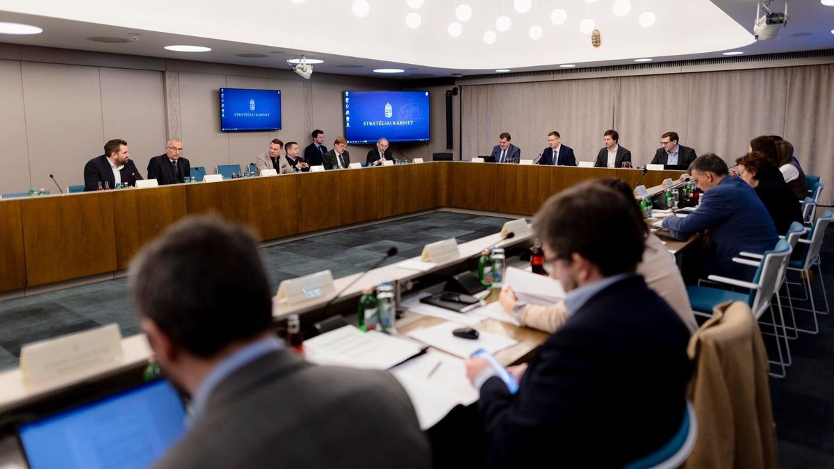 Ülésezik a Stratégiai Kabinet