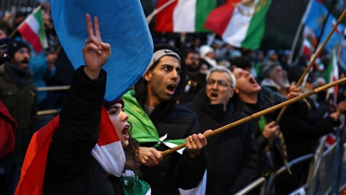 Iránban elszabadult a pokol + videók