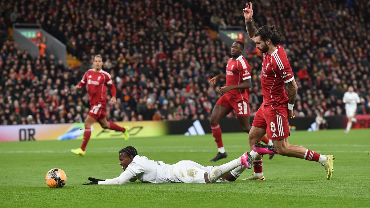 Az ellenfél edzője csalódott a tiszteletlen Szoboszlai miatt, egy büntetőt is számonkért rajta