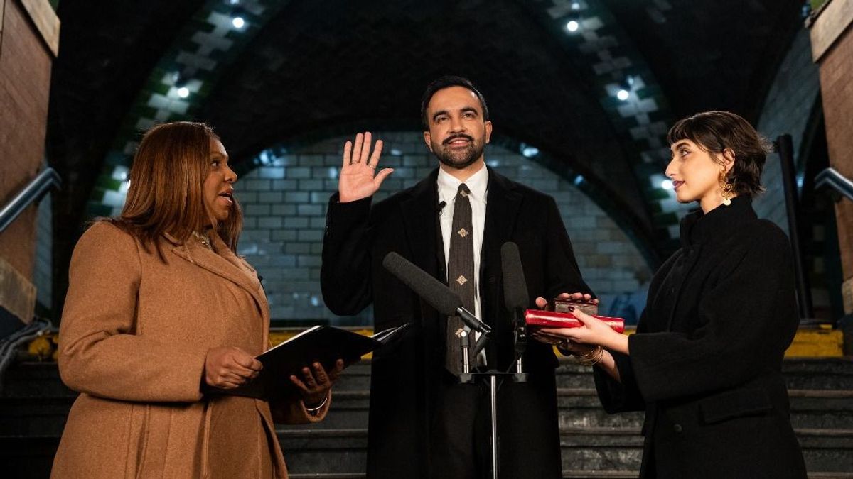 A Koránra esküdött fel New York új polgármestere