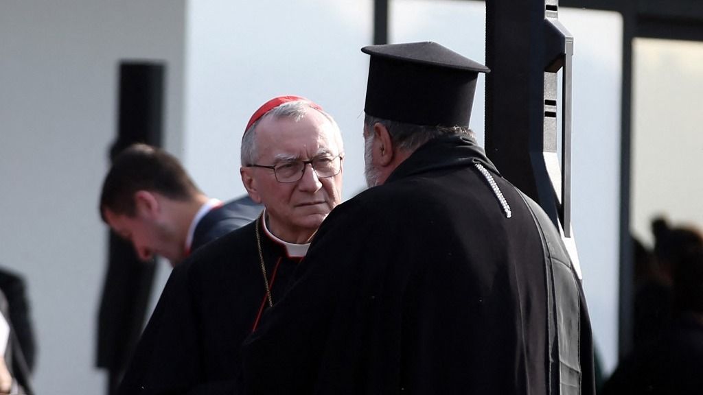 A Vatikán cáfolta, hogy a szentszéki államtitkár, Pietro Parolin bíboros nyomást gyakorolt az Egyesült Államokra