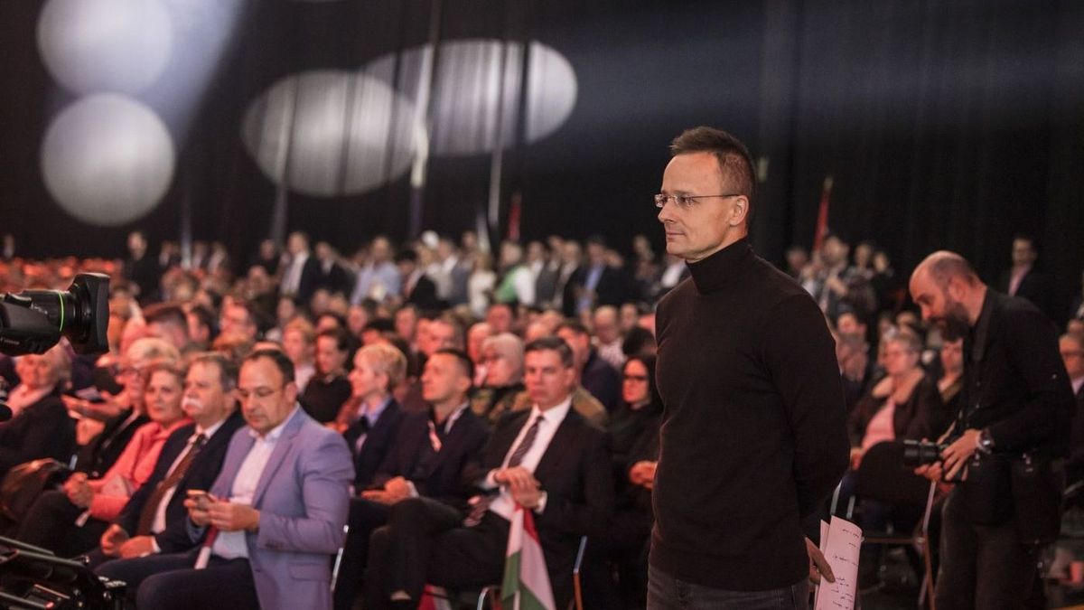 Szijjártó Péter: Egyedül a patrióta pártok erősödése jelenthet reményt Európa számára