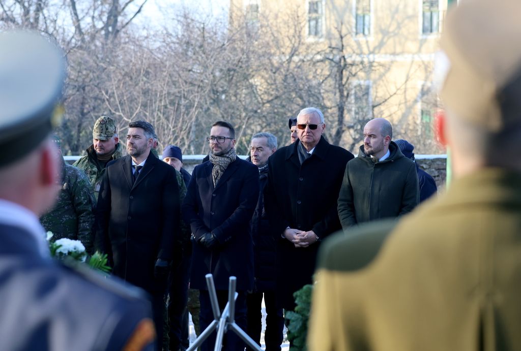 Megemlékezés a hejcei katasztrófa huszadik évfordulóján a Borsó-hegyen