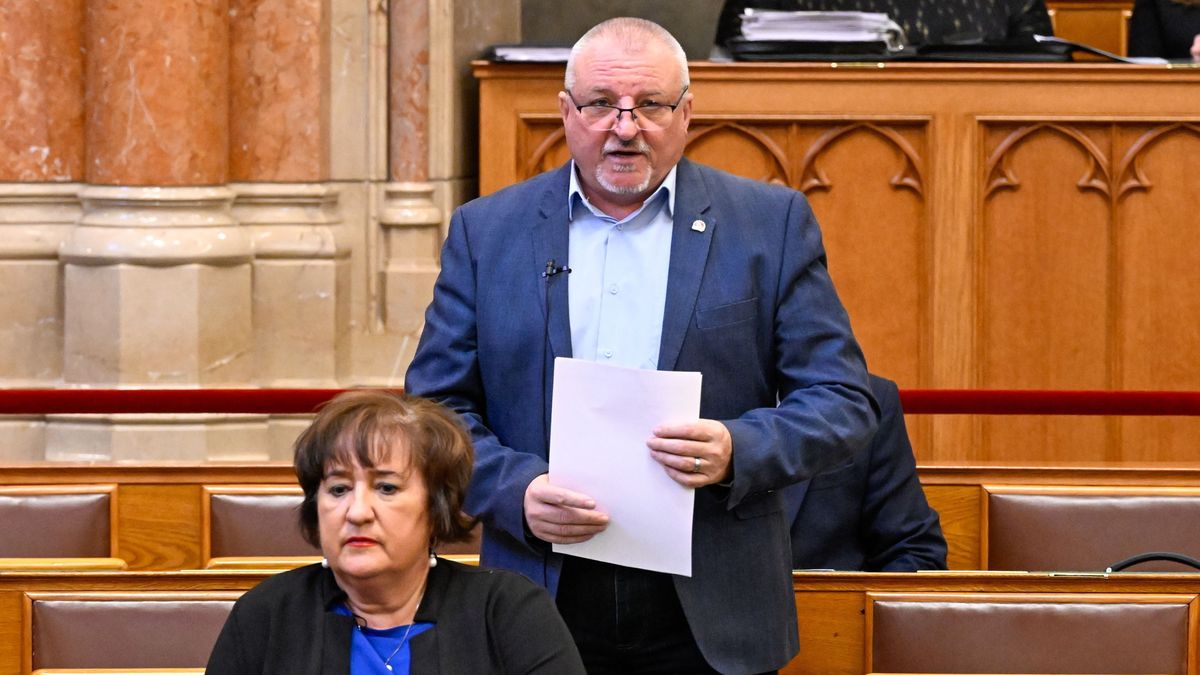 Vidám nekrológ – a Magyar Szocialista Pártnak vége