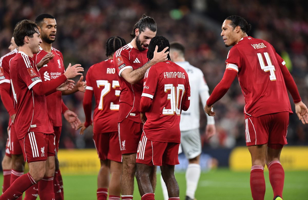 Gólszerzők egymás közt: Szoboszlai és Frimpong ünnepel