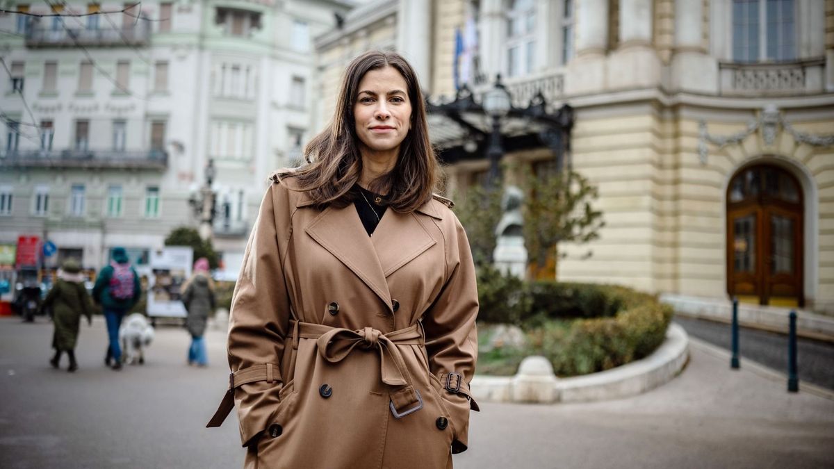 Szentkirályi Alexandra: Idősek halálán viccelődni elfogadhatatlan + videó