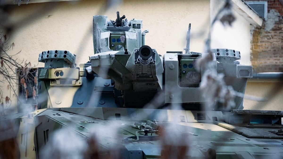 Hightech vasakhoz hightech katonák kellenek