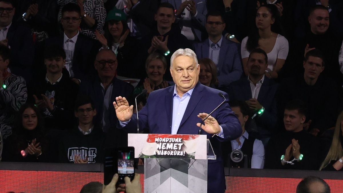 A nemzeti petíció erőt ad Orbán Viktornak, hogy megvédje a magyarok jólétét
