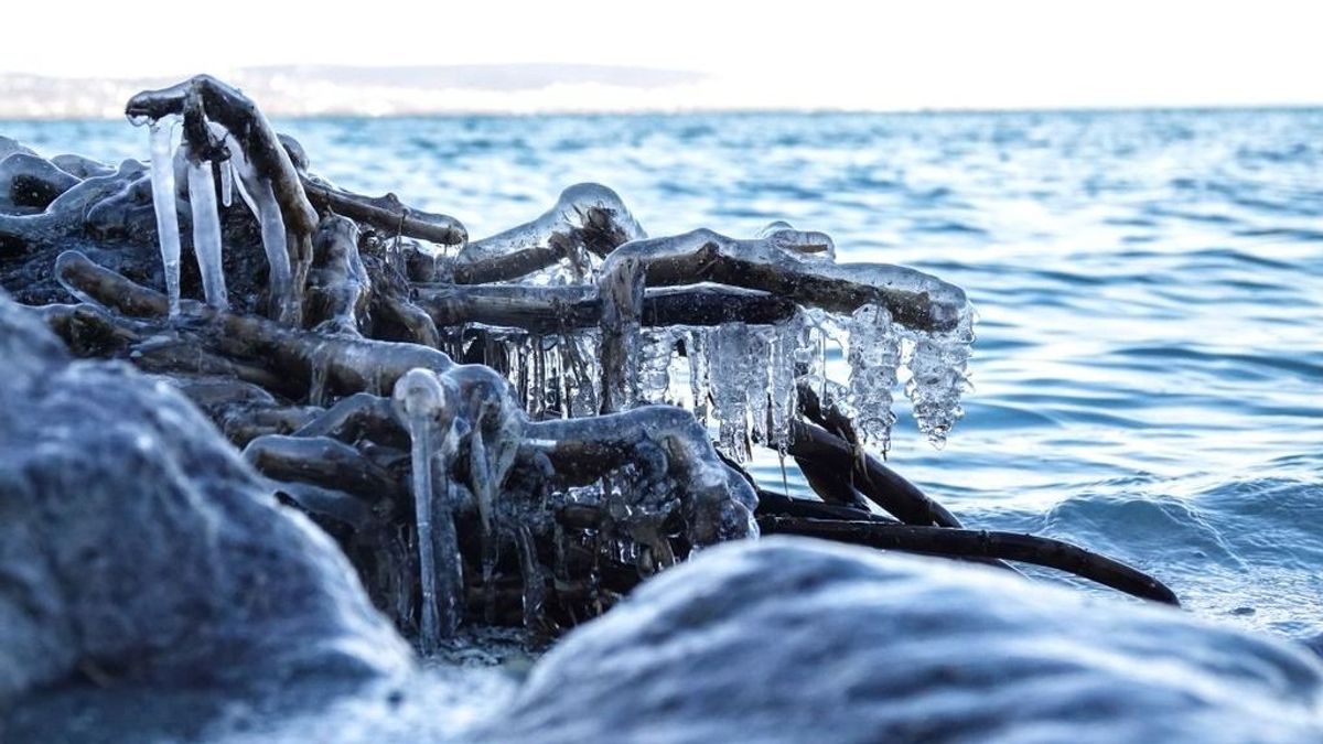 Elkezdett befagyni a Balaton, rengeteg fotó készült a tóról