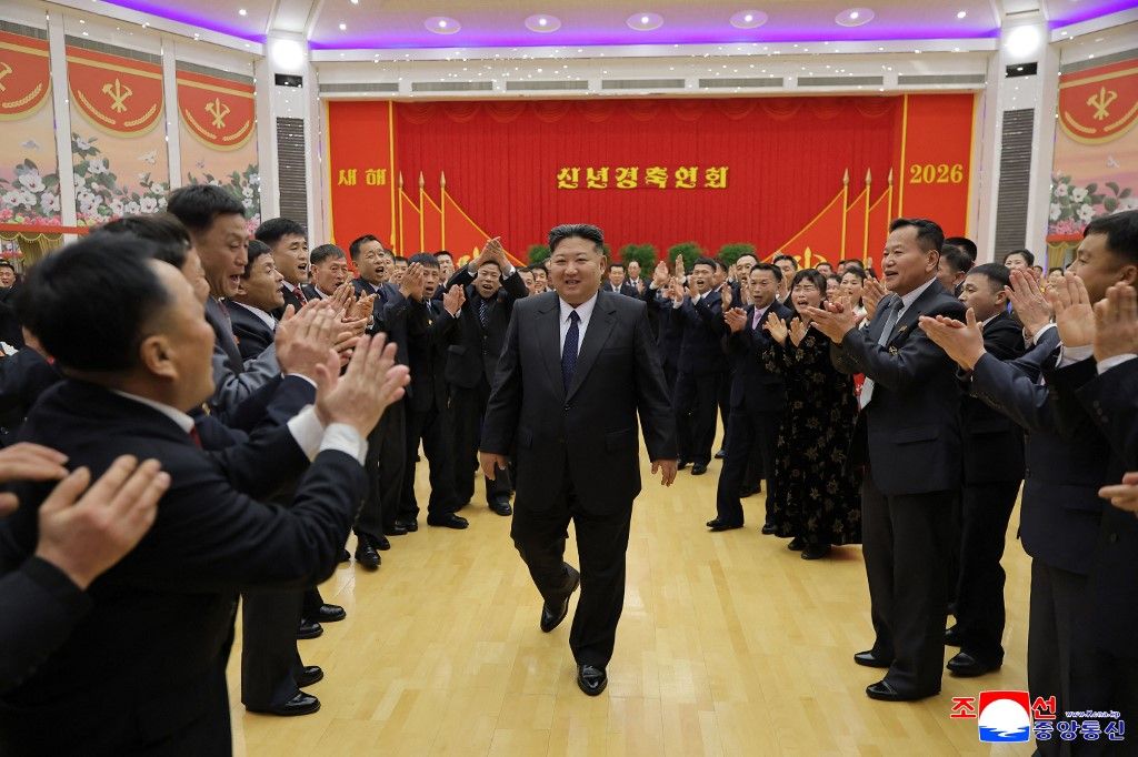 Kim Dzsongun újévi köszöntőt mondott Fotó: STR / KCNA VIA KNS