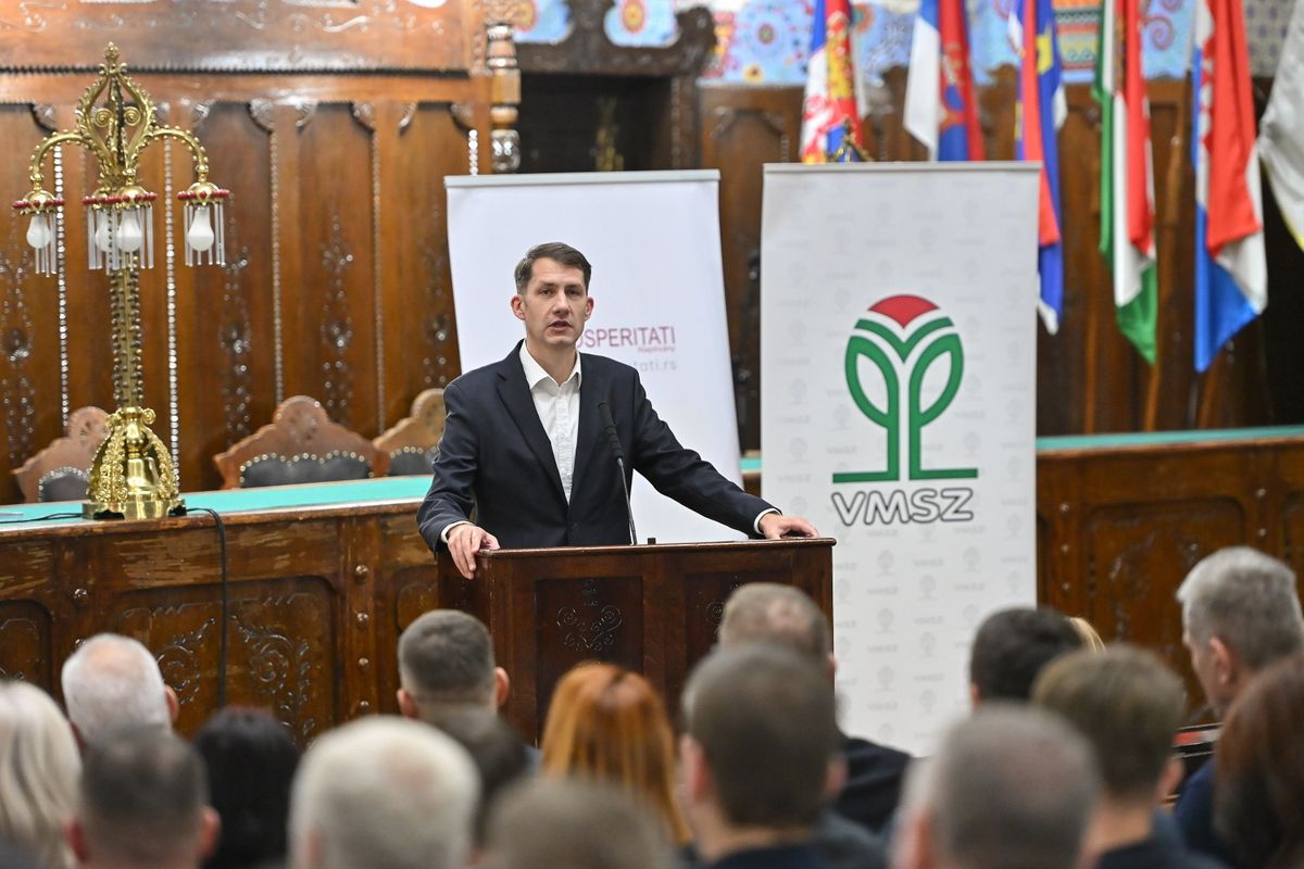 Pásztor Bálint kiállt Orbán Viktor politikája mellett (Fotó: MTI)