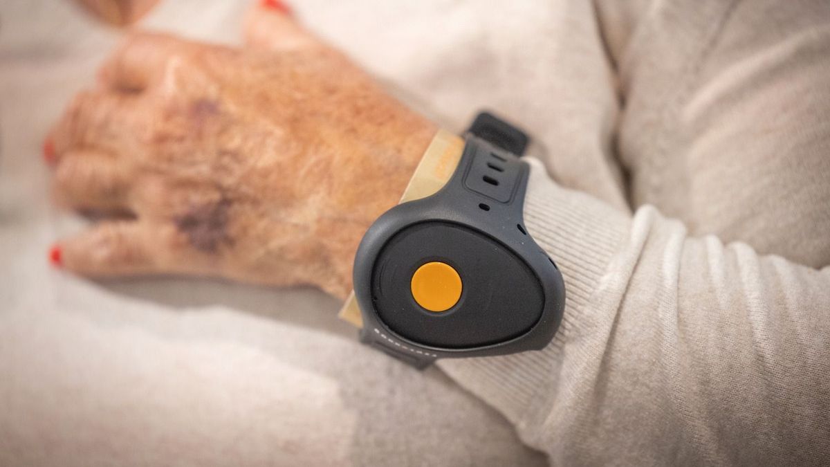 Havazás idején is azonnali segítség: közel egymillió ember biztonságát védi a Gondosóra + videó