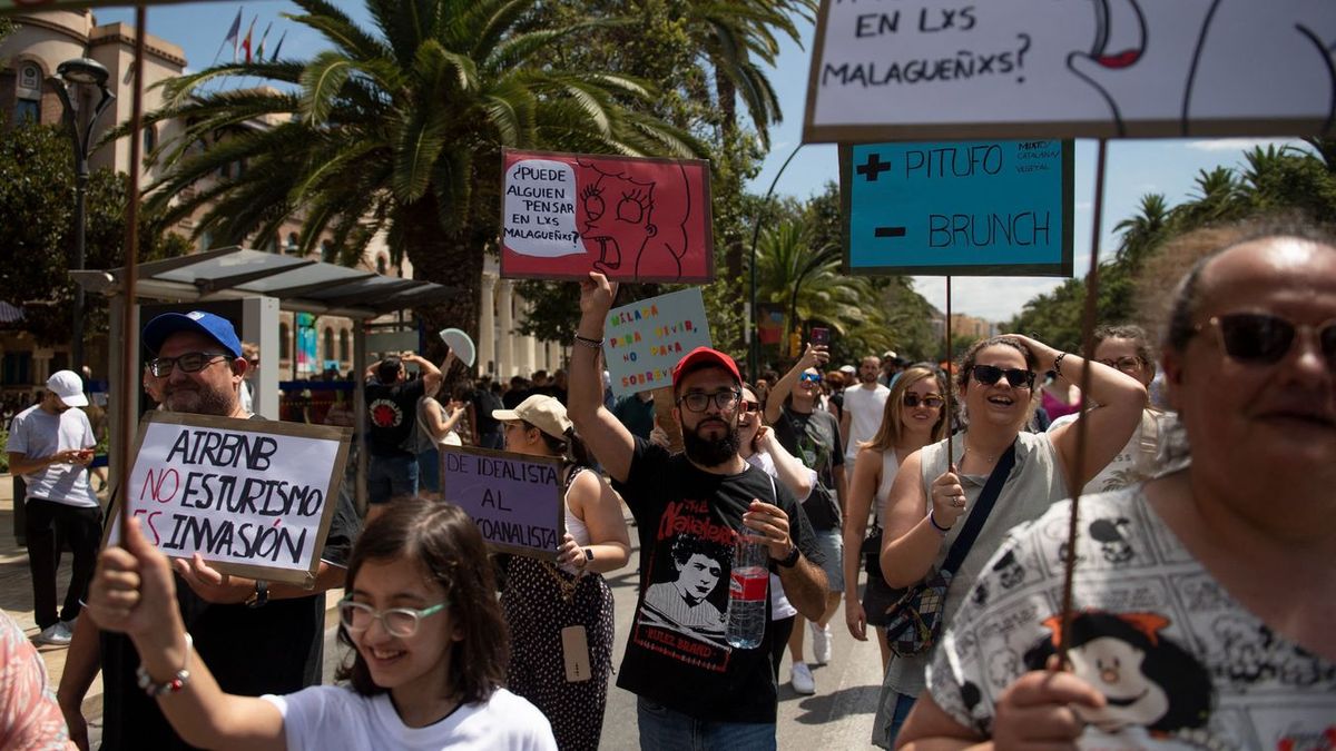 Adókkal, kvótákkal, tilalmakkal a túlturizmus ellen: így fékezik a tömegeket Európában