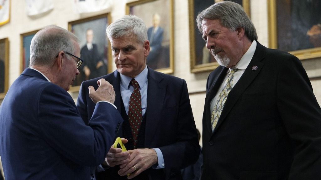 Doug LaMalfa (jobb oldalon) republikánus képviselő.