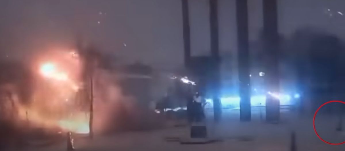 A felrobbanó drón sem állította meg az ukrán utcaseprőt