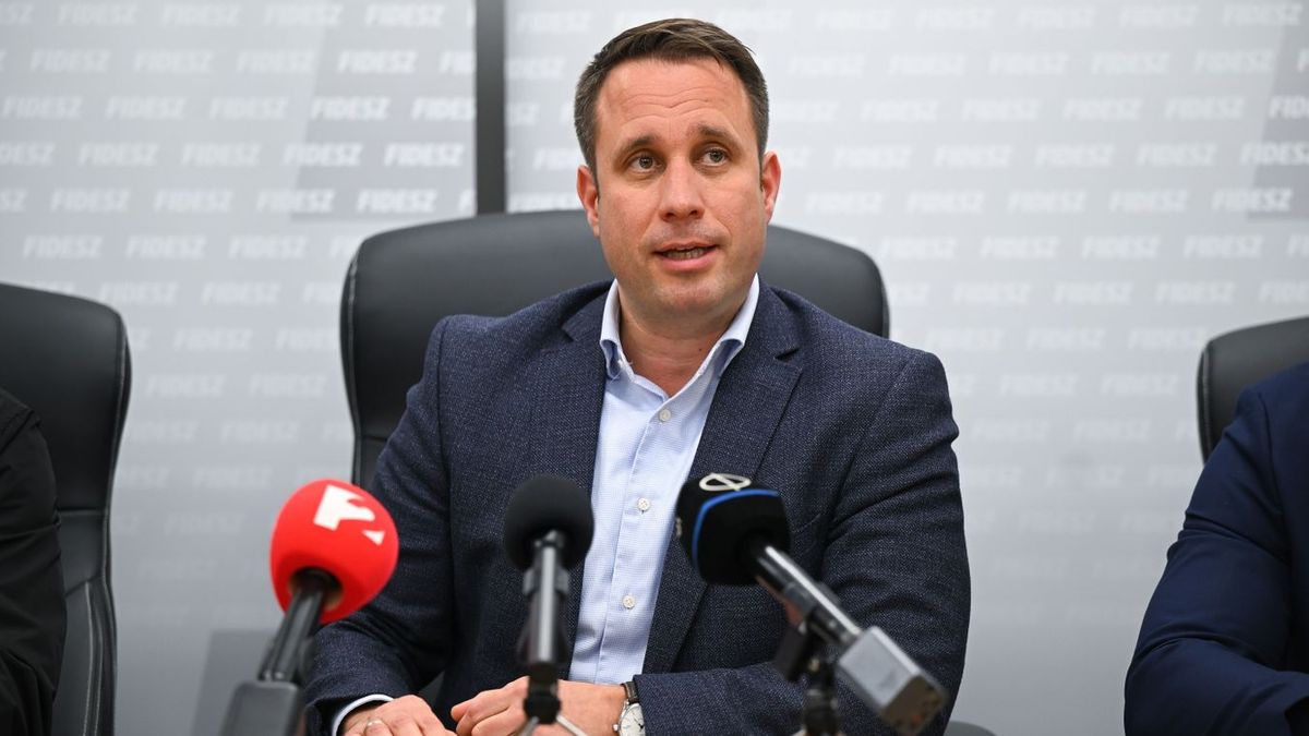 Dömötör Csaba: Az igazság pillanata holnap jön el, akkor szavazunk az Ursula von der Leyen elleni bizalmatlansági indítványról