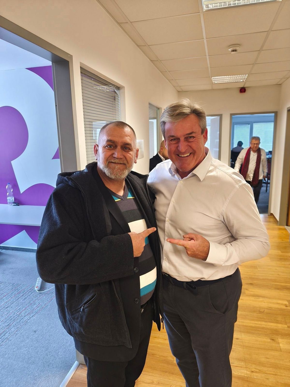 Lakatos Gusztáv így örült Kapitány Istvánnak (Forrás: facebook/Lakatos Gusztáv)