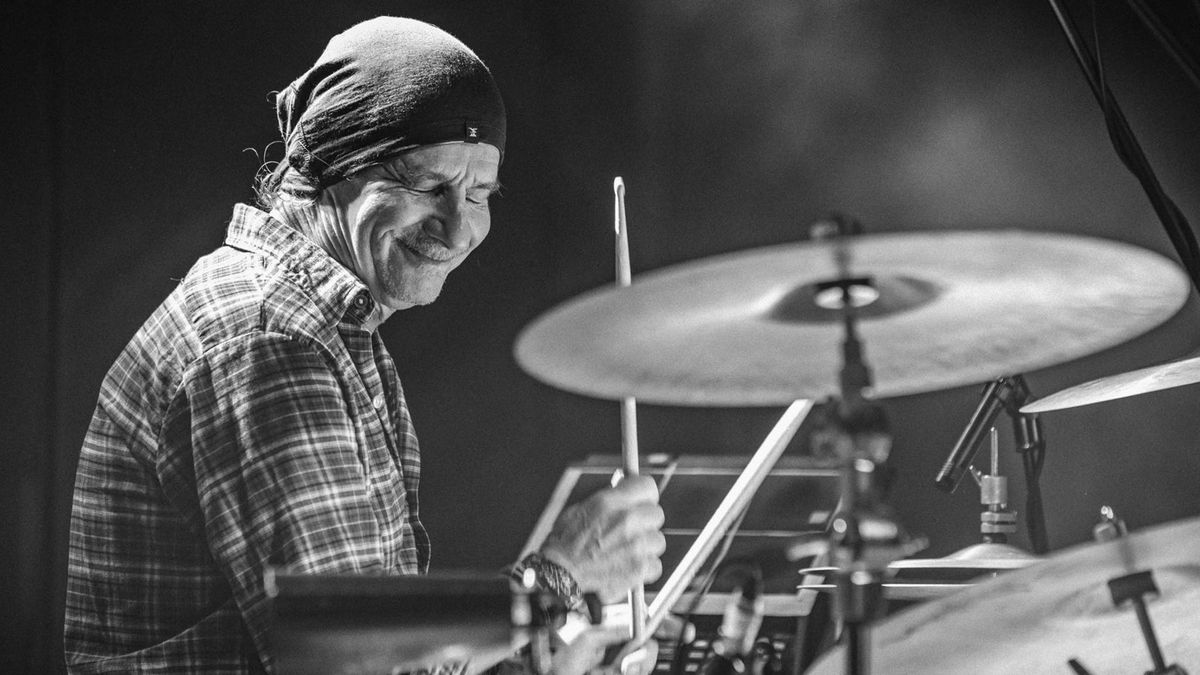 Meghalt Bräutigam Gábor, a Kispál és a Borz alapító-dobosa