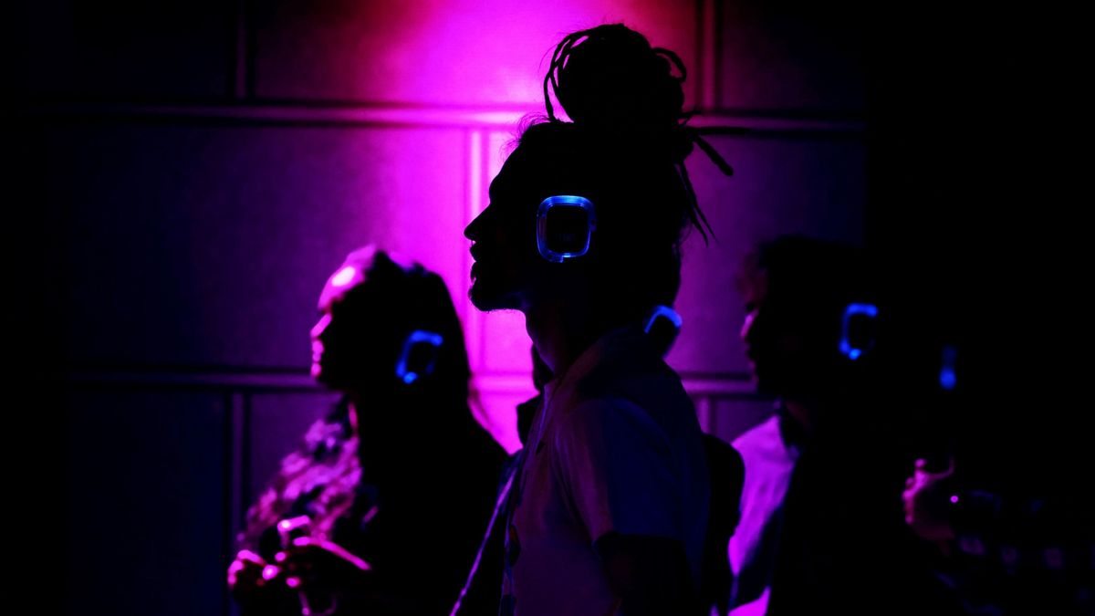 Ilyen volt az első hazai múzeumi silent disco + galéria Kép