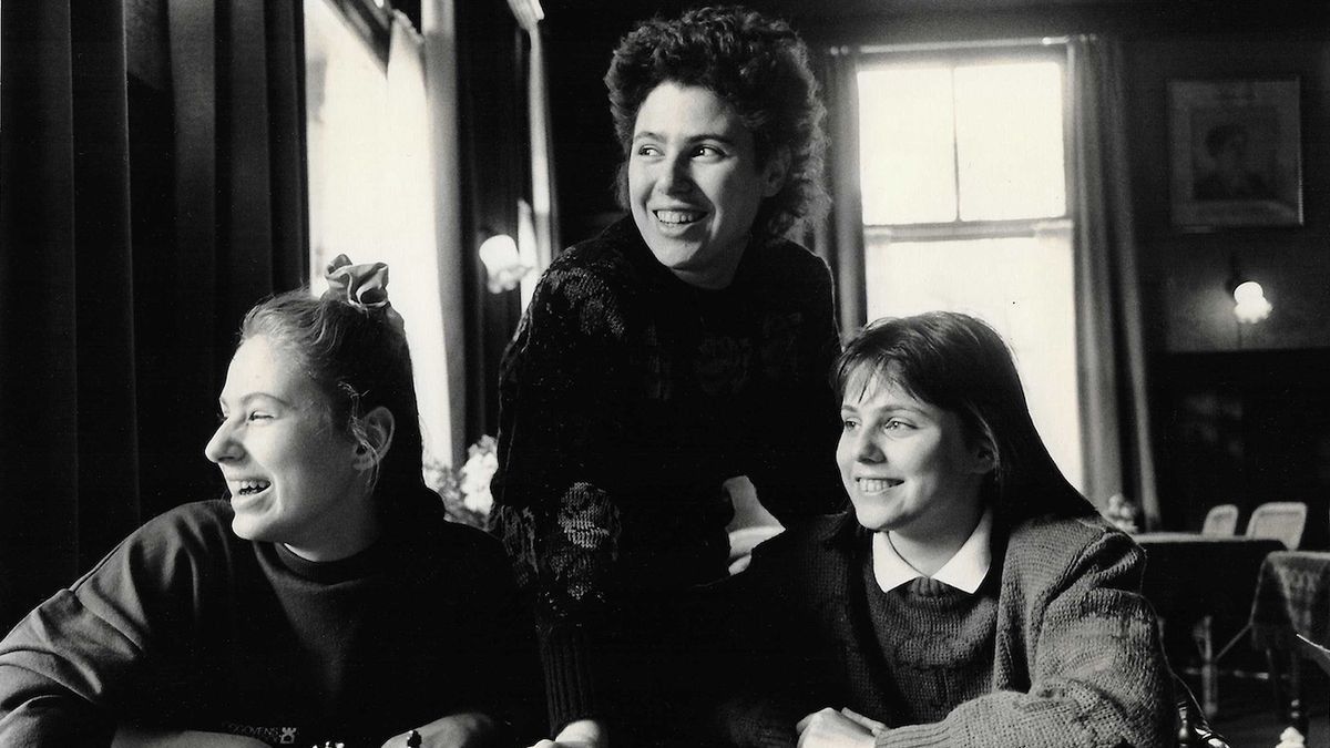 Filmfesztiválon debütál a Polgár lányokról készült netflixes film