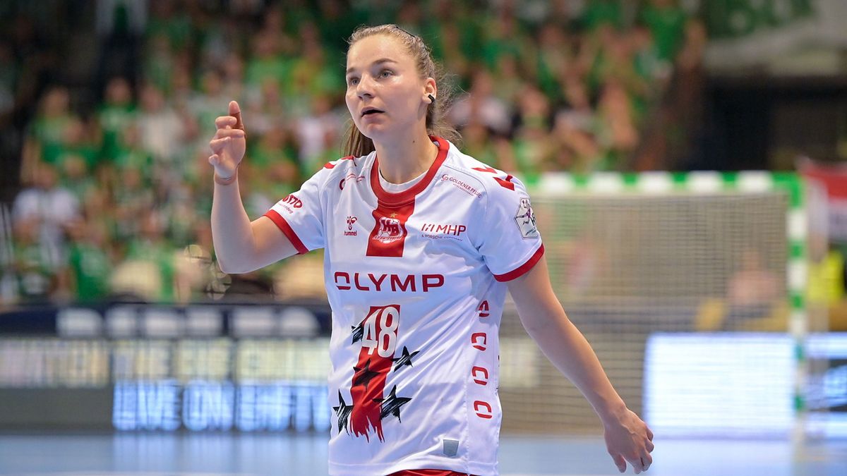 Faluvégi Dorottya és Kuczora Csenge is Bukarestbe igazol, a románok bejelentették