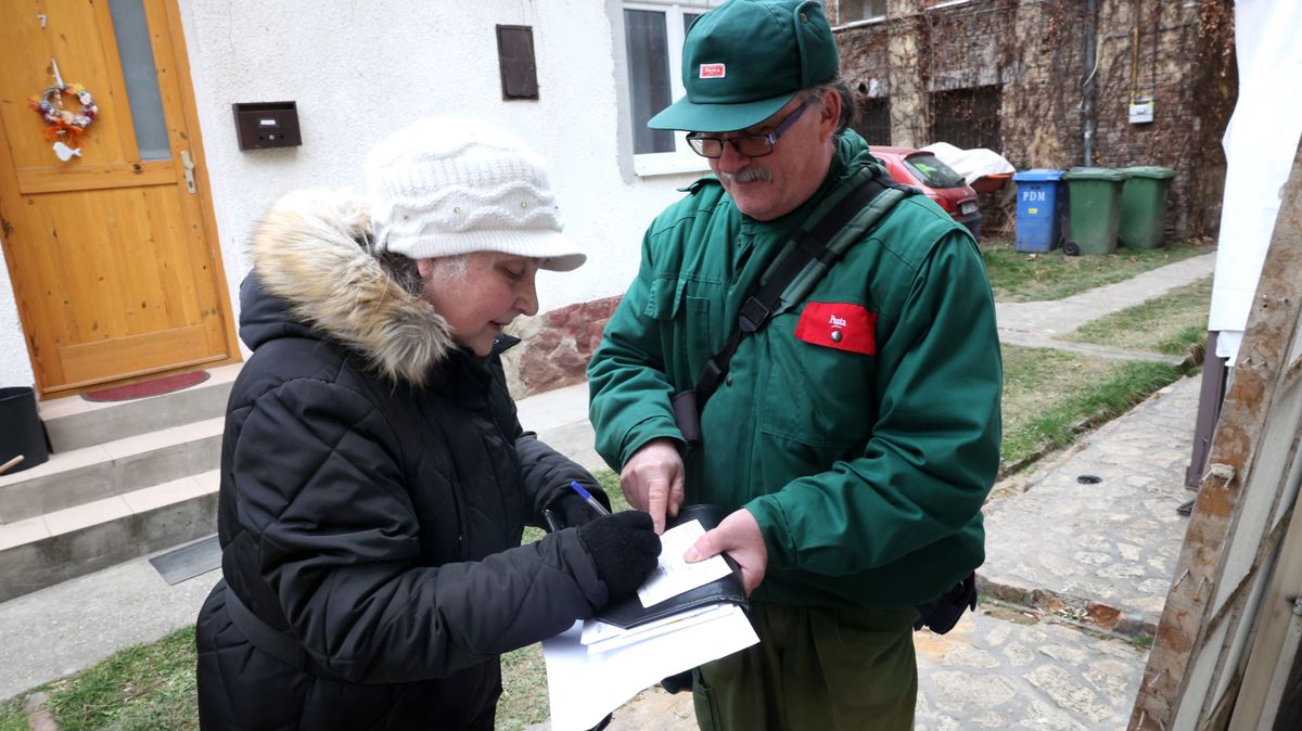 Gyorshír: a posta megszólalt a nyugdíjakról