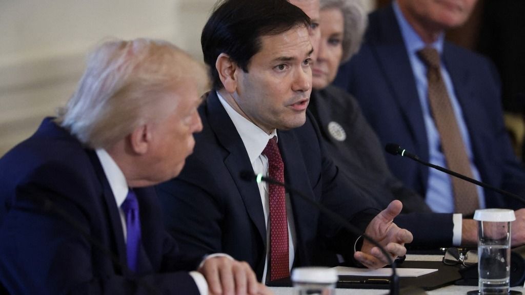 Rubio megállás nélkül egyeztet a háttérben