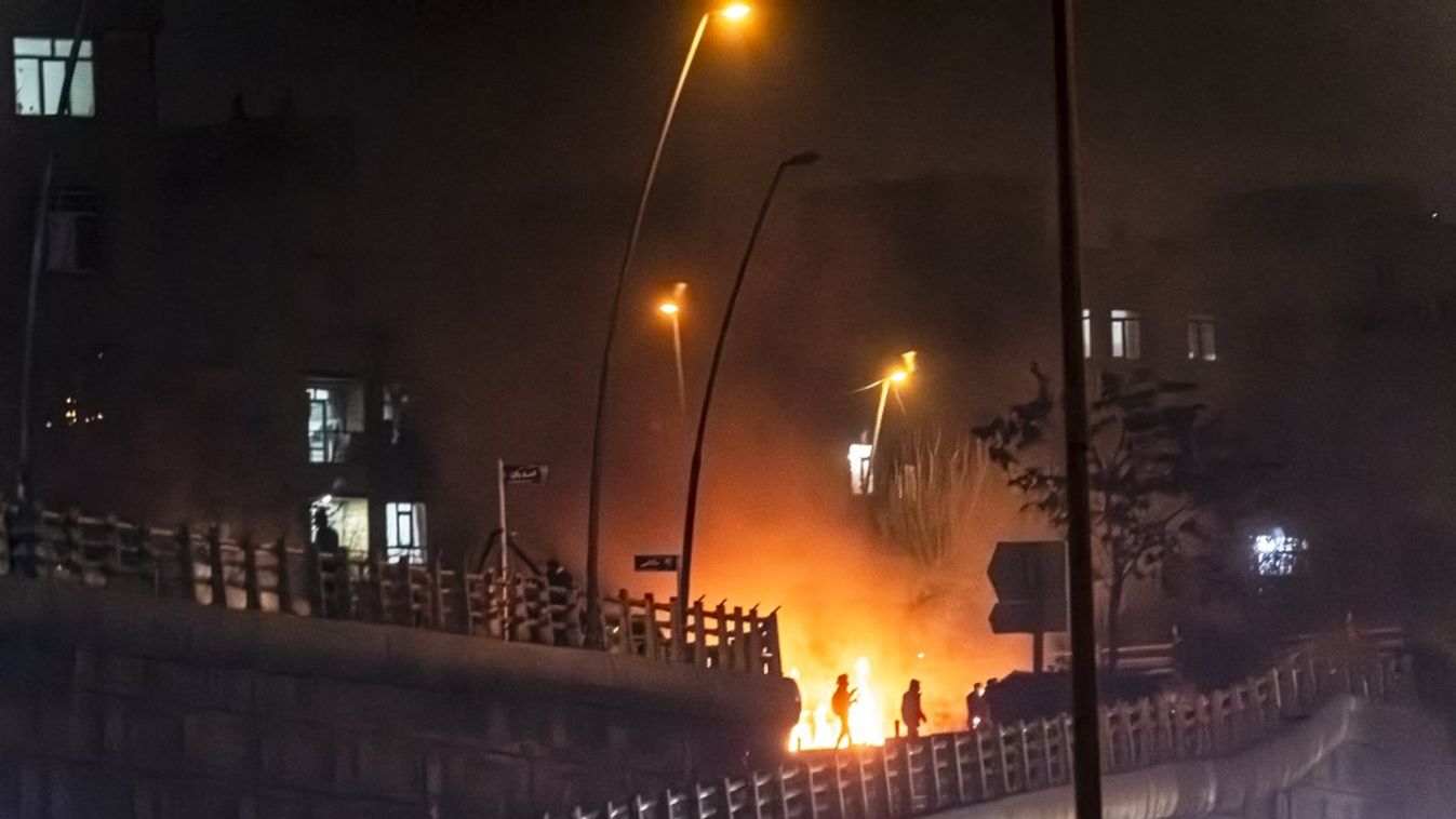 Zavargások Iránban (Fotó: AFP)
