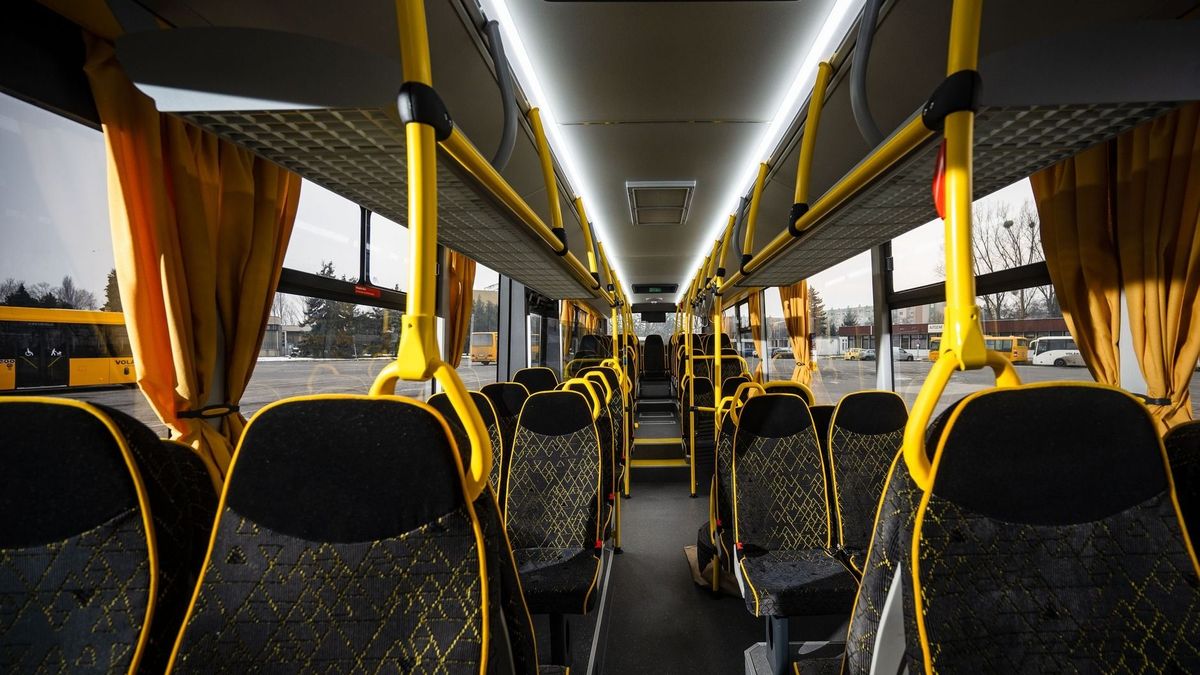 Buszok érkeznek a MÁV-csoporthoz - de mennyi és honnan?