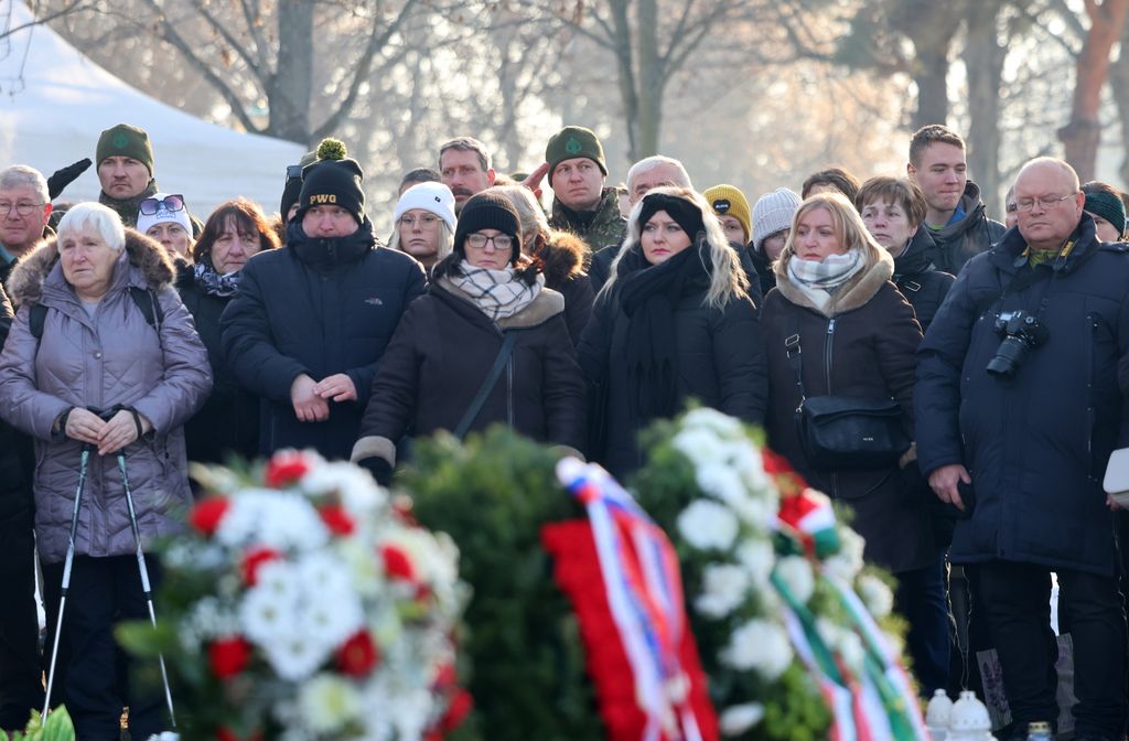 Megemlékezés a hejcei katasztrófa huszadik évfordulóján a Borsó-hegyen