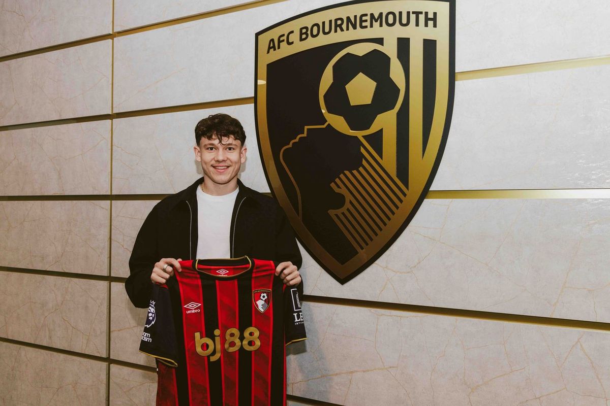 Tóth Alex a Bournemouth játékosa lett, hamarosan bemutatkozhat a Premier League-ben