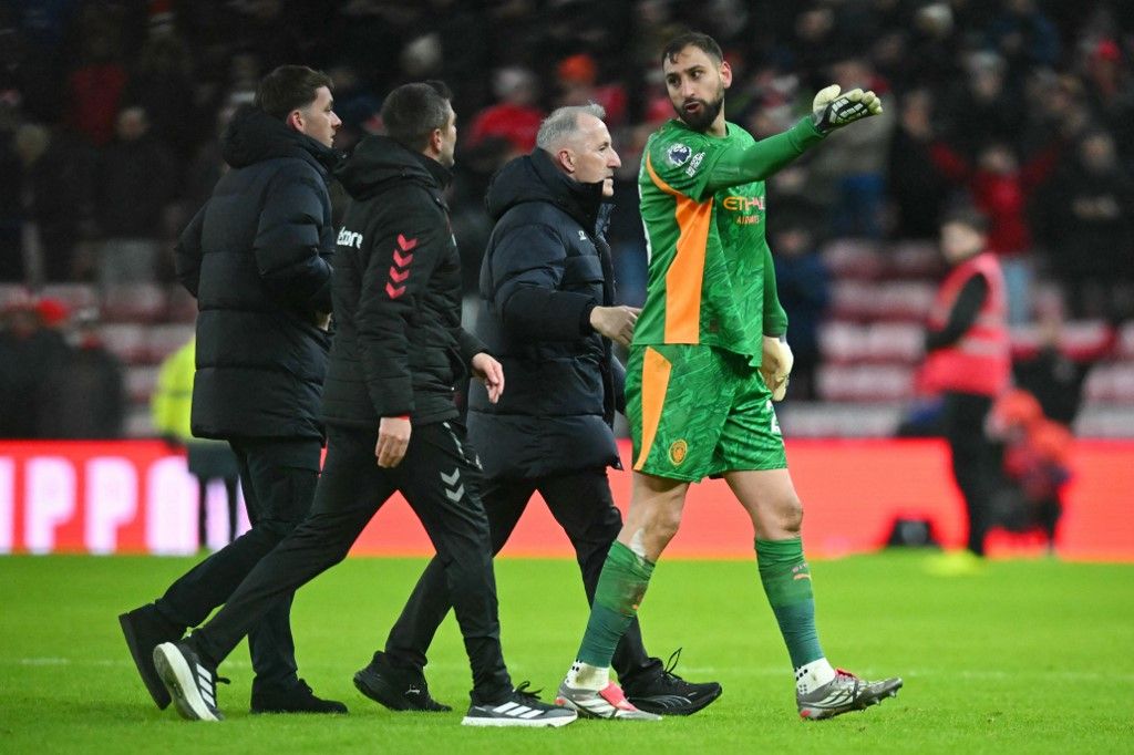 Luke O’Nien sportszerűtlen tette után Gianluigi Donnarumma ideges lett, többek között Pep Guardiola és Erling Haaland is nyugtatta a Manchester City kapusát