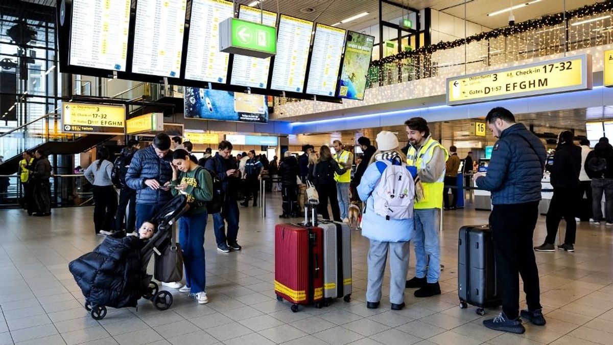 Európa-szerte közlekedési fennakadást okoz a hó