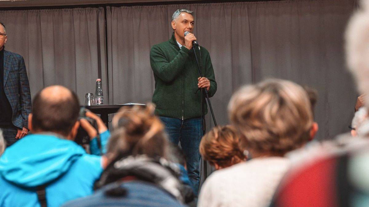 Magyar Péter a cigányságban is csak egy újabb kampányeszközt lát