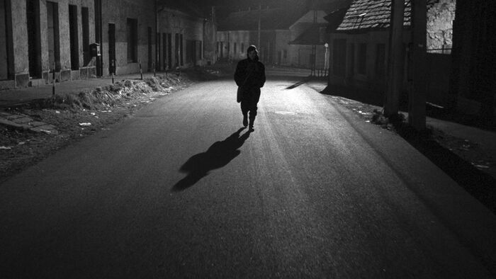 Werckmeister harmóniák (2000)