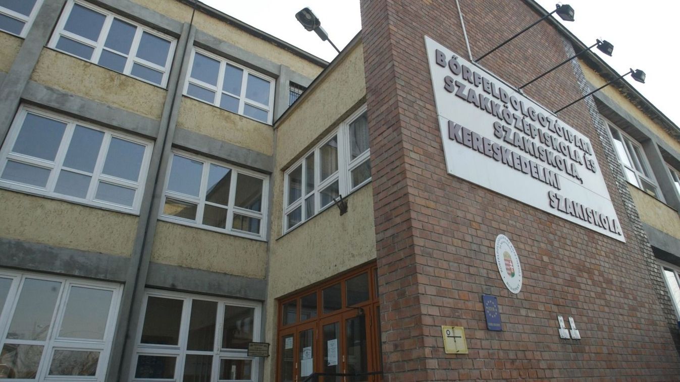 A Bőrfeldolgozóipari Szakközépiskola épületében szociális bérlakások épülnek