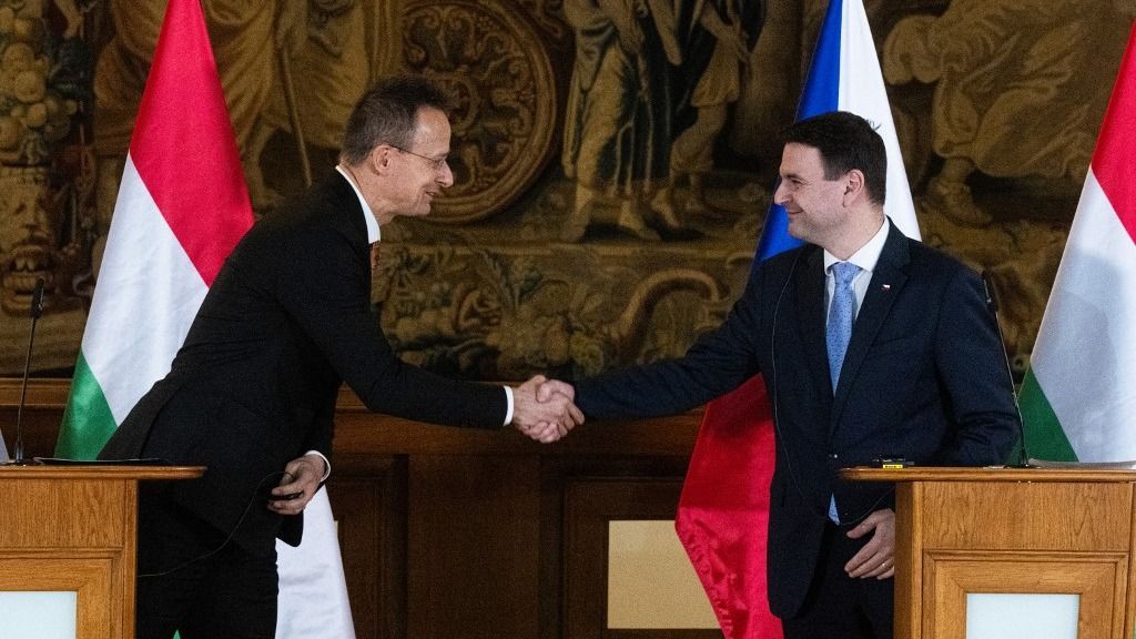 A magyar és a cseh patrióta kormány azonos állásponton van a legfontosabb kérdésekben